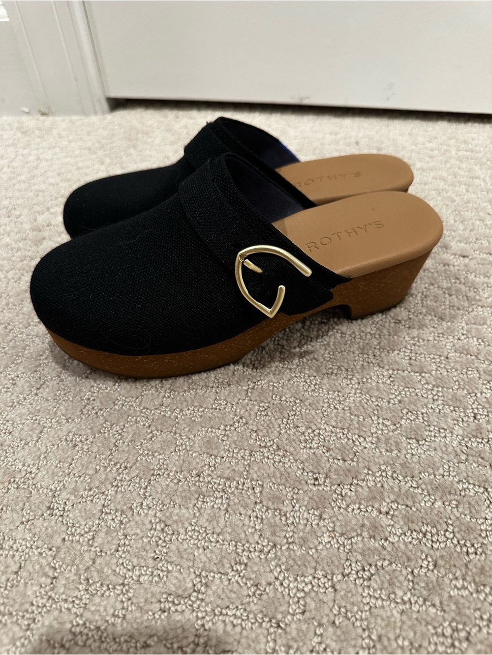 Rothy's The Clog Black Knit Gold Buckle Size 8 Platform Mule Washable - Picture 2 of 3